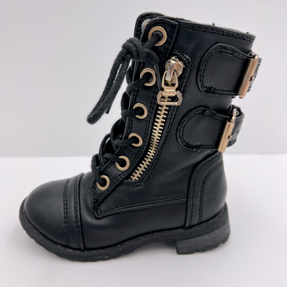 Team Mango-77I girls high top boots. Size toddler 5